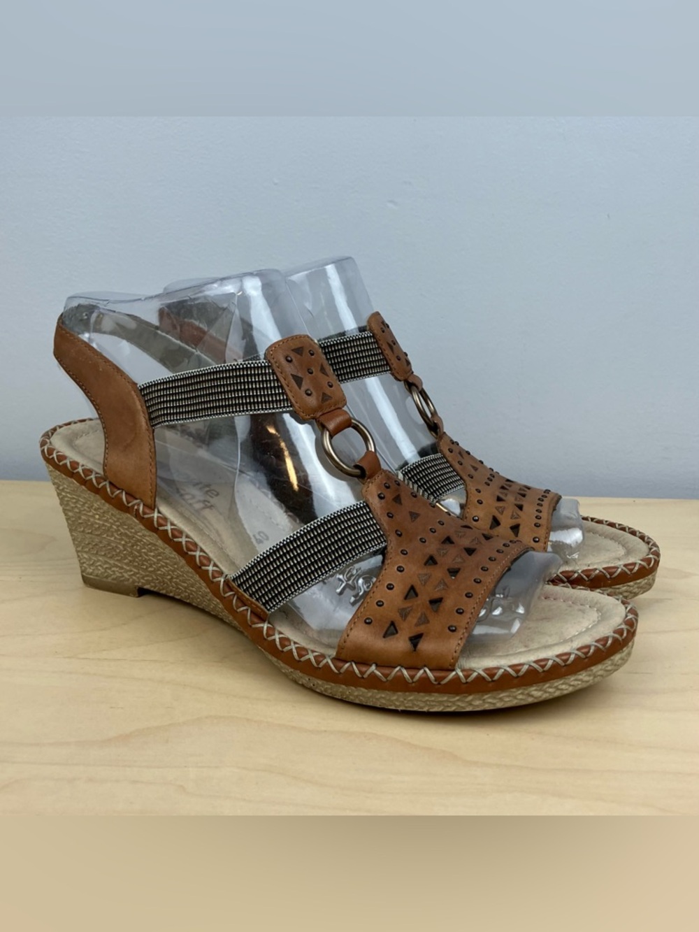 Remonte Women’s Size 40 / 9 Soft Boho Brown Leather Wedge Sandals Laser Cut